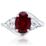 Classic Oval Halo Ring in 10K Gold