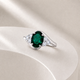 Classic Oval Halo Ring in 10K Gold