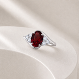 Classic Oval Halo Ring in 10K Gold