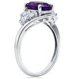 Classic Oval Halo Ring in 10K Gold