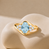 Classic Oval Halo Ring in 10K Gold