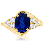 Classic Oval Halo Ring in 10K Gold